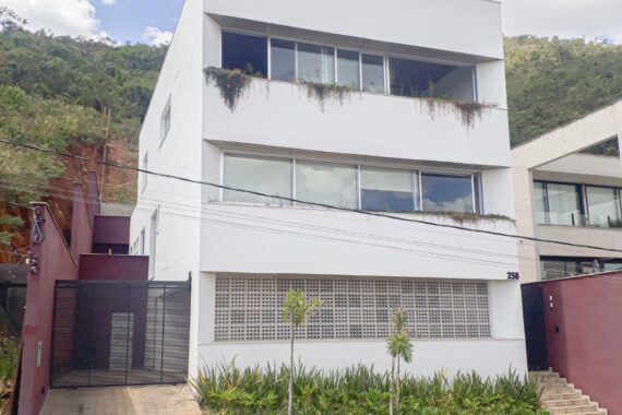 CASA COND. RECANTO DA MATA