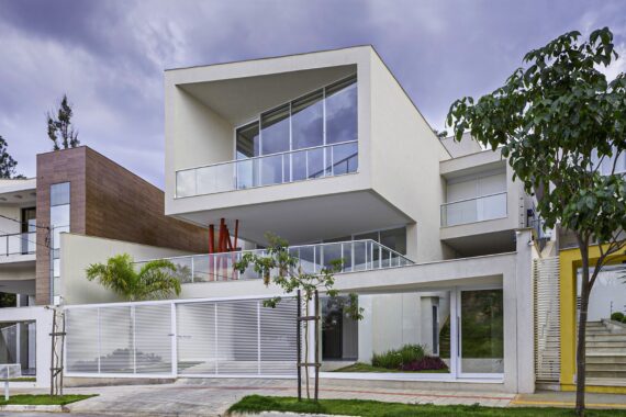 CASA COND. RECANTO DA MATA