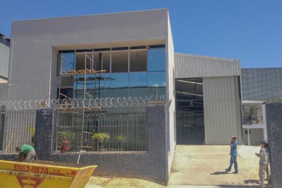 GALPÃO MULTIUSO TRANSPORTADORA